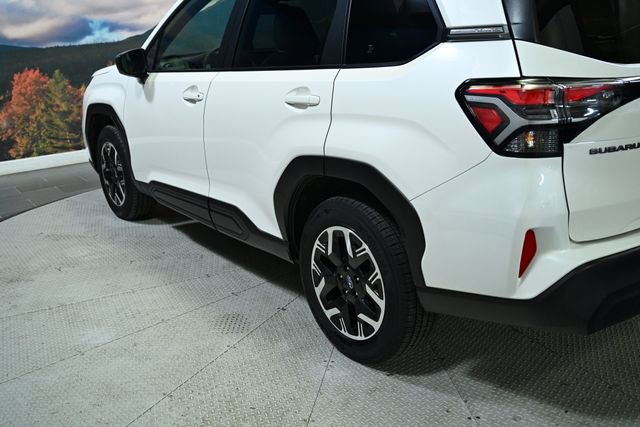 Certified 2025 Subaru Forester Premium image 8