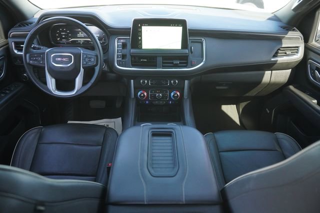 Used 2023 GMC Yukon XL SLT w/ SLT Premium Package image 23