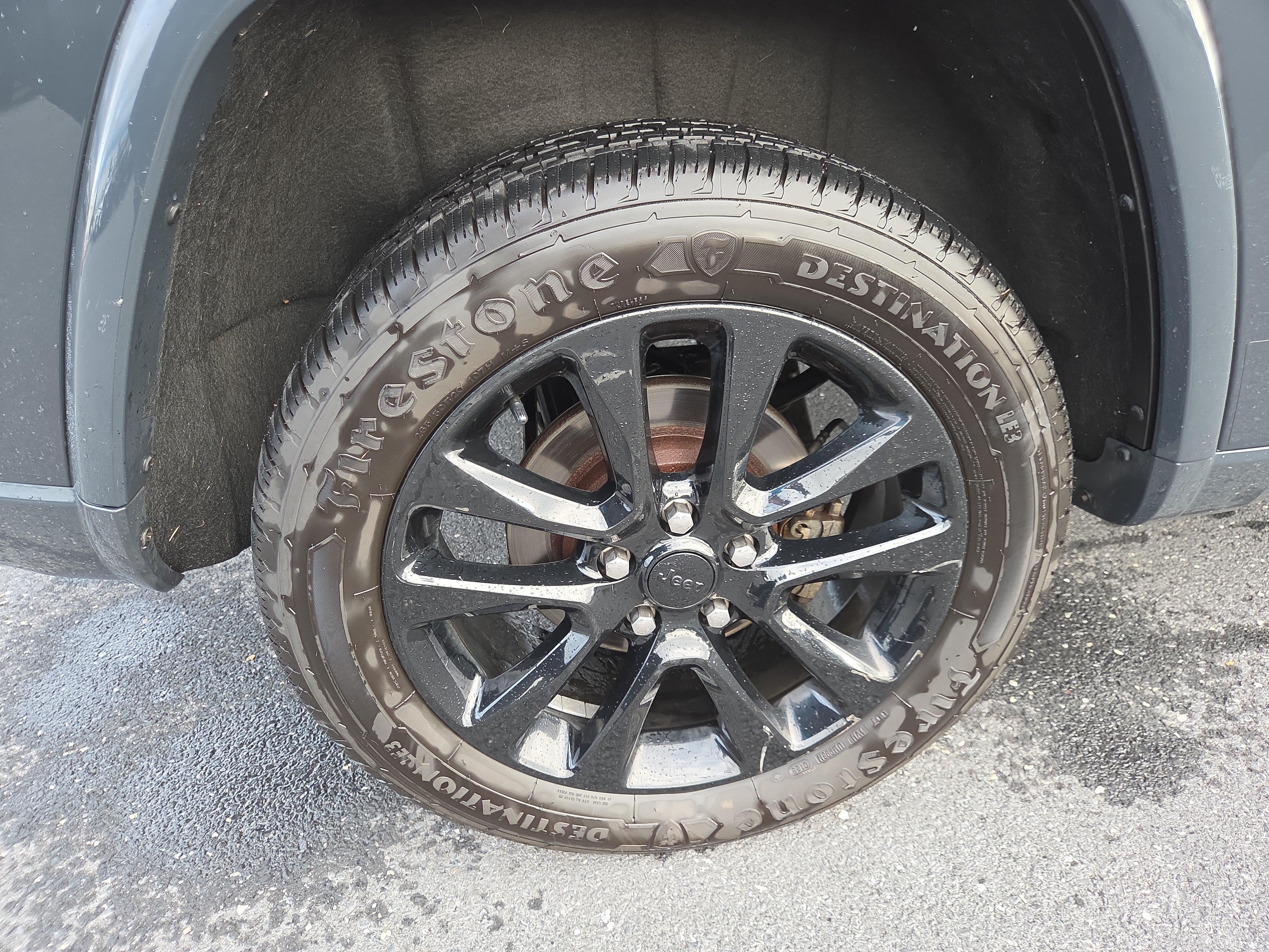 Used 2018 Jeep Grand Cherokee Altitude AWD/4WD image 27