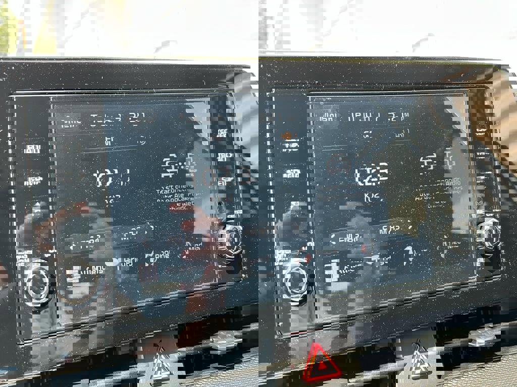 New 2025 Kia Sportage LX image 19