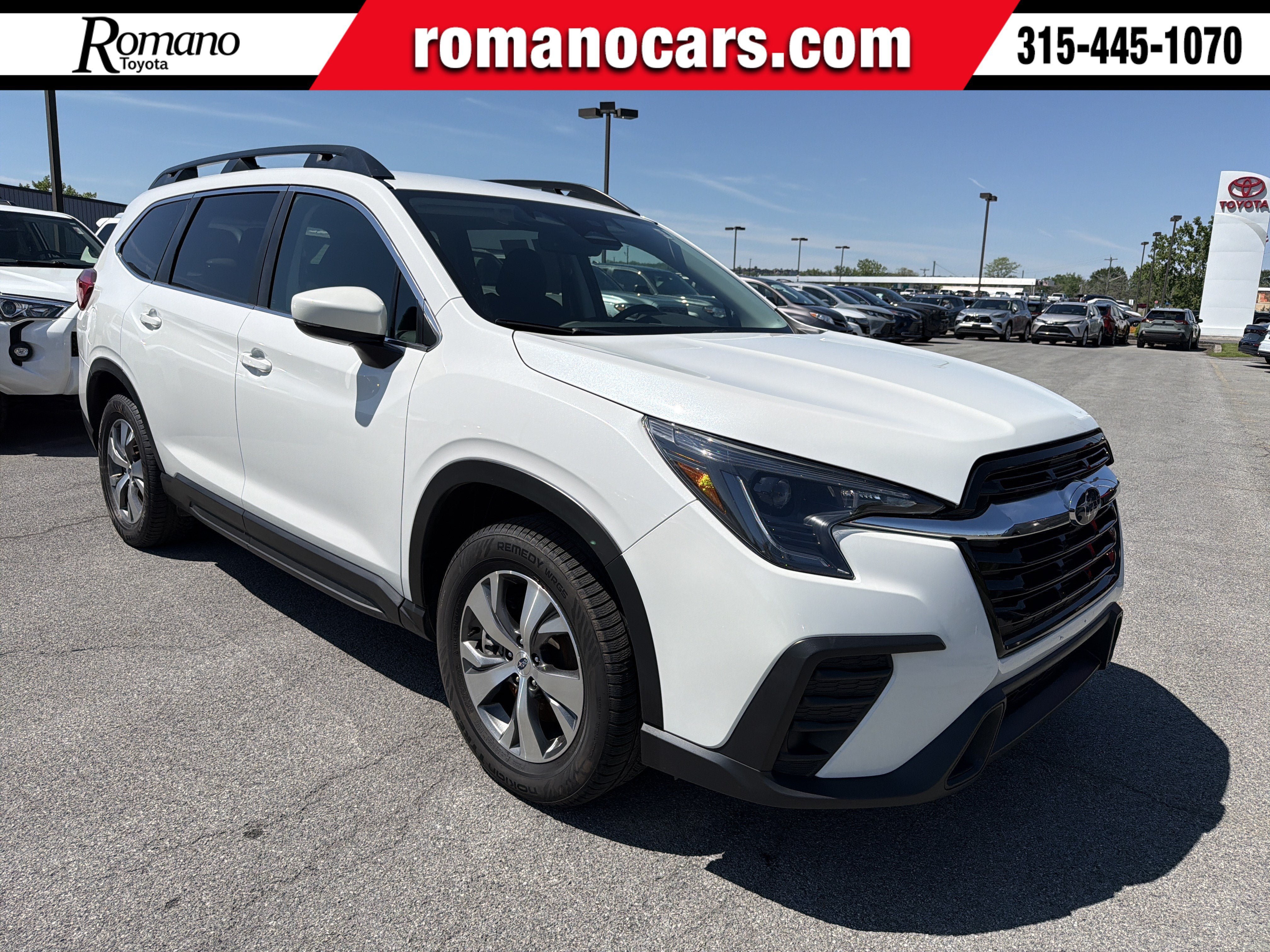 Used 2024 Subaru Ascent Premium w/ Convenience Package AWD/4WD image 1