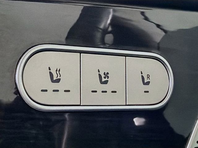 Used 2023 Mercedes-Benz GLS 450 4MATIC image 22