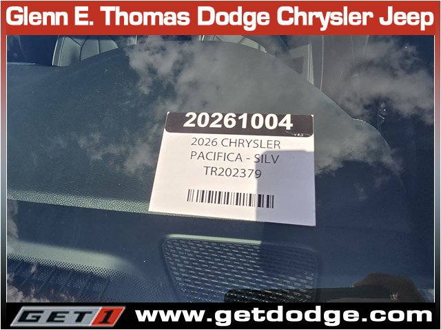 New 2026 Chrysler Pacifica Limited w/ Uconnect Theater Family Group FWD image 11