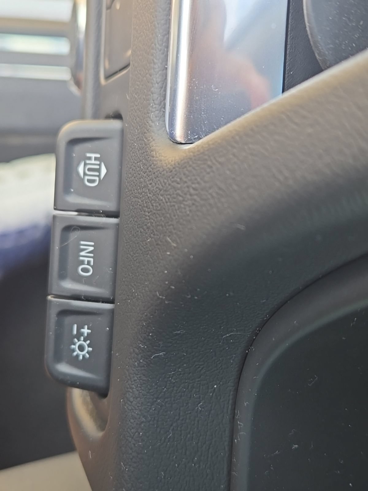 Used 2023 GMC Yukon AT4 w/ Technology Package AWD/4WD image 25