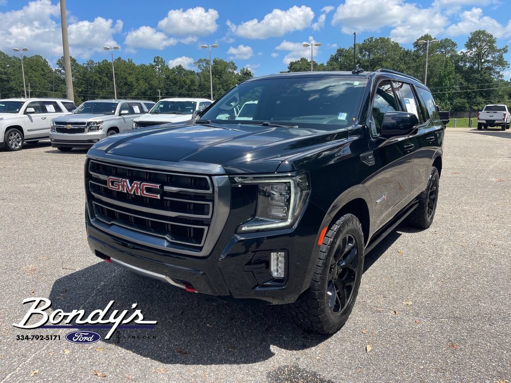 Used 2023 GMC Yukon AT4 w/ AT4 Premium Package AWD/4WD image 3
