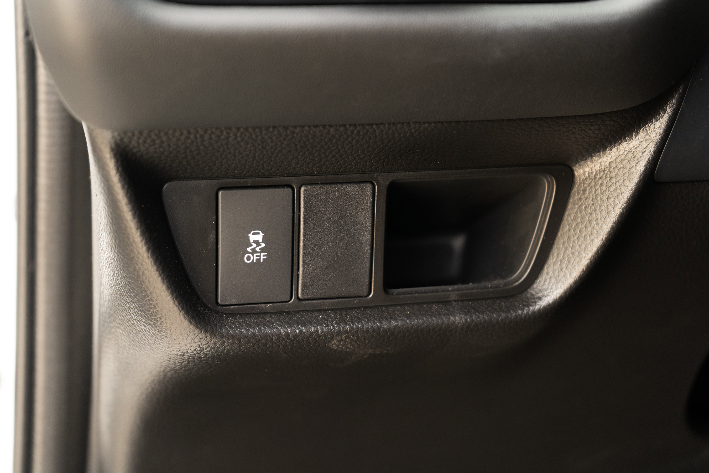 Certified 2026 Honda HR-V LX image 42