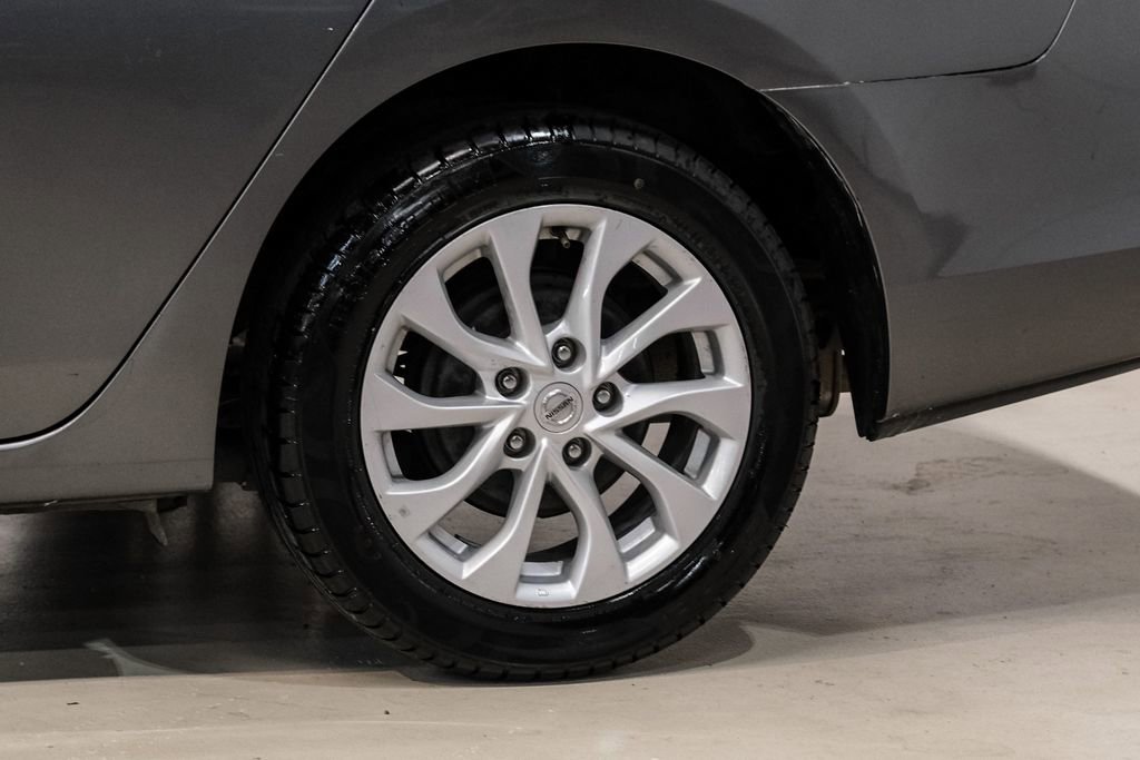 Used 2019 Nissan Sentra SV FWD image 54