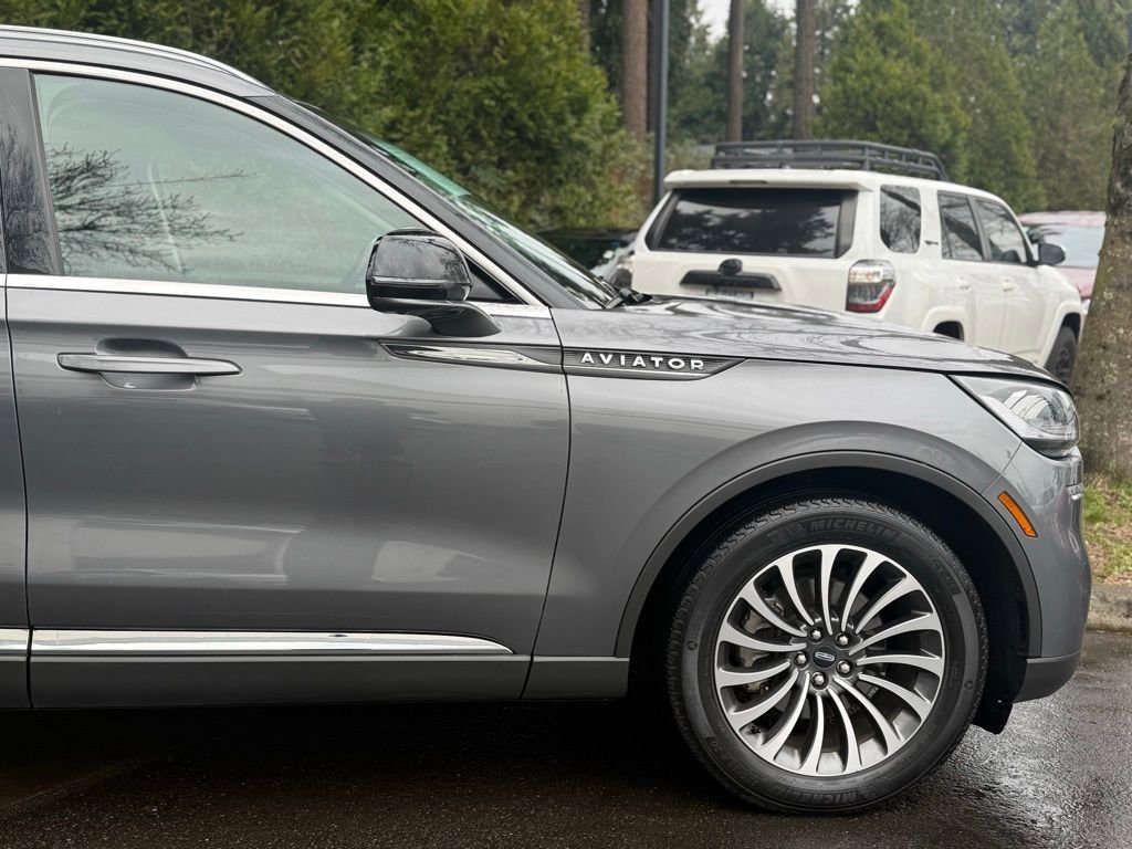 Used 2023 Lincoln Aviator Reserve image 16