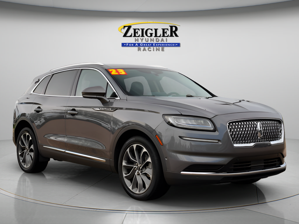 Used 2023 Lincoln Nautilus Reserve AWD/4WD image 1