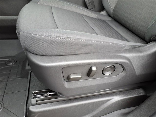 New 2026 Chevrolet Suburban LS image 7