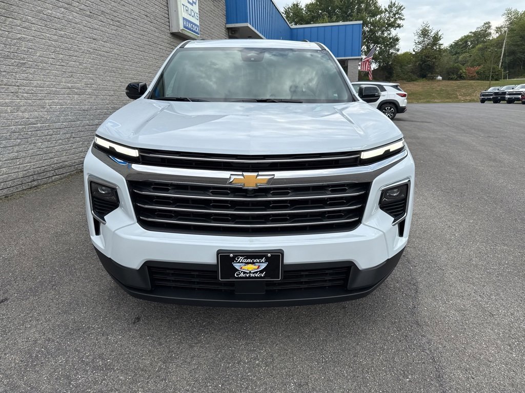 New 2026 Chevrolet Traverse LT w/ LPO, Floor Liner Package image 2