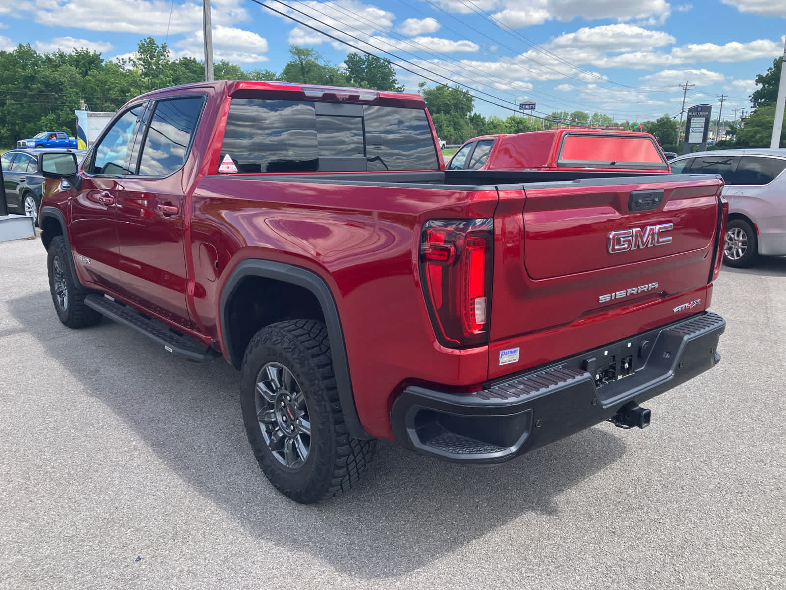Used 2024 GMC Sierra 1500 AT4X AWD/4WD image 5