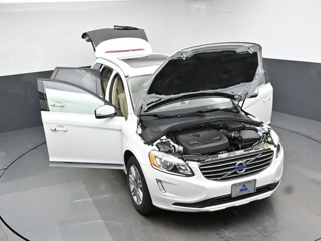 Used 2016 Volvo XC60 T6 w/ Proximity Package image 41