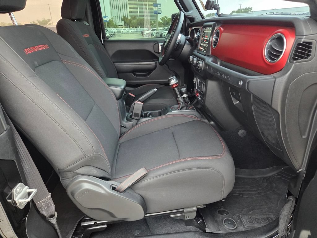 Used 2022 Jeep Wrangler Rubicon AWD/4WD image 14