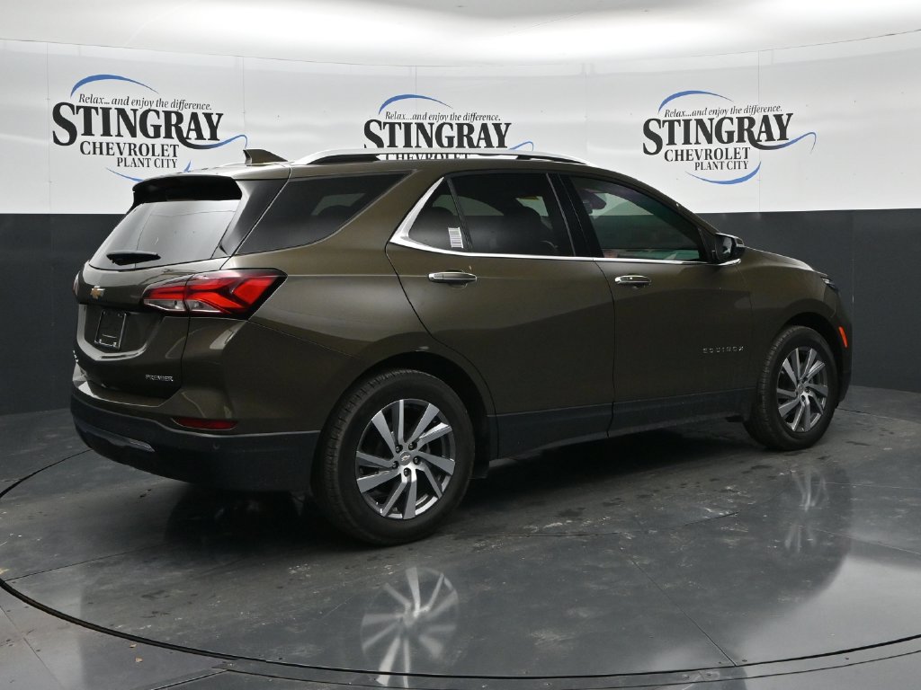 Used 2023 Chevrolet Equinox Premier FWD image 7