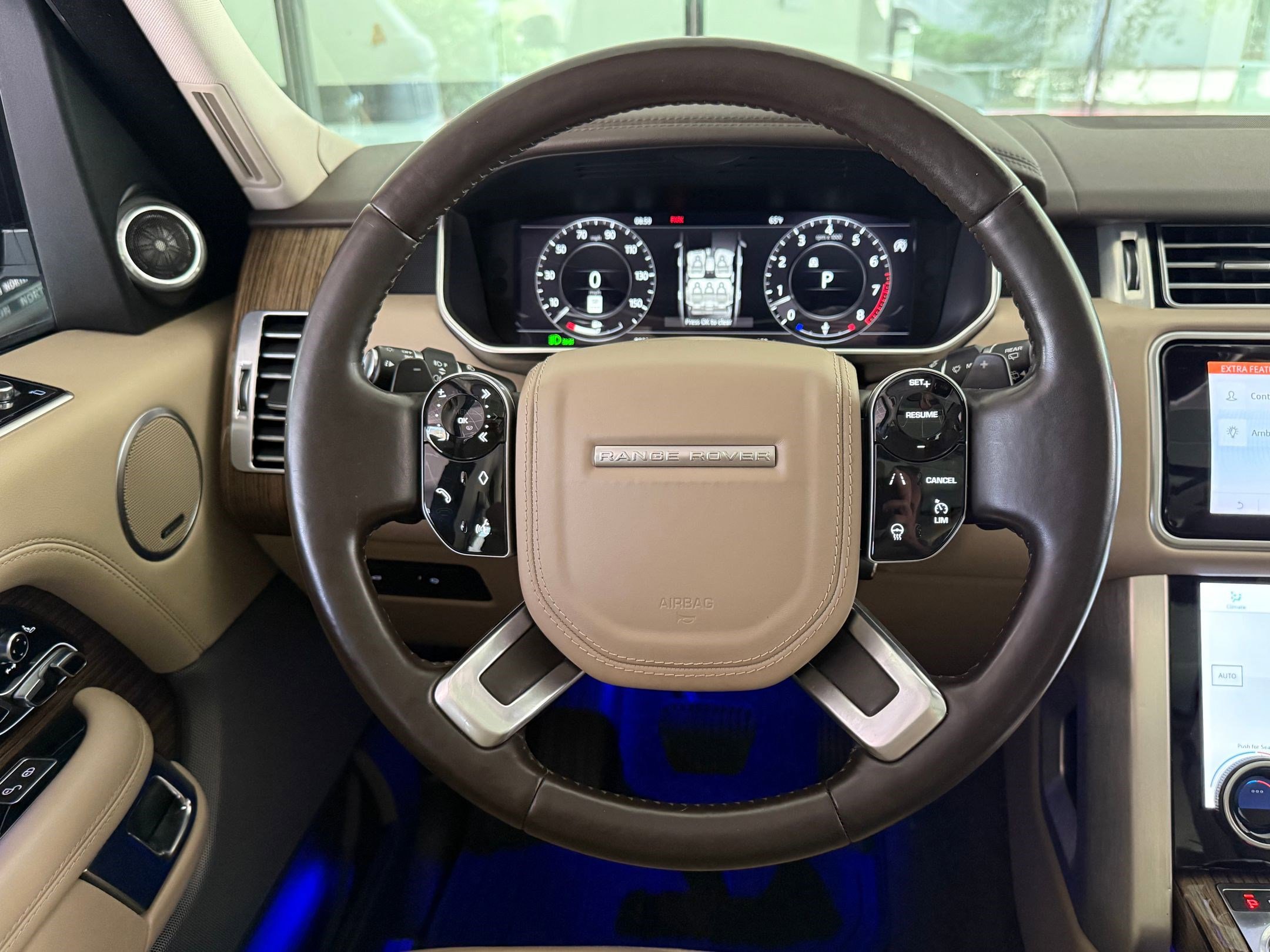 Used 2018 Land Rover Range Rover HSE AWD/4WD image 15