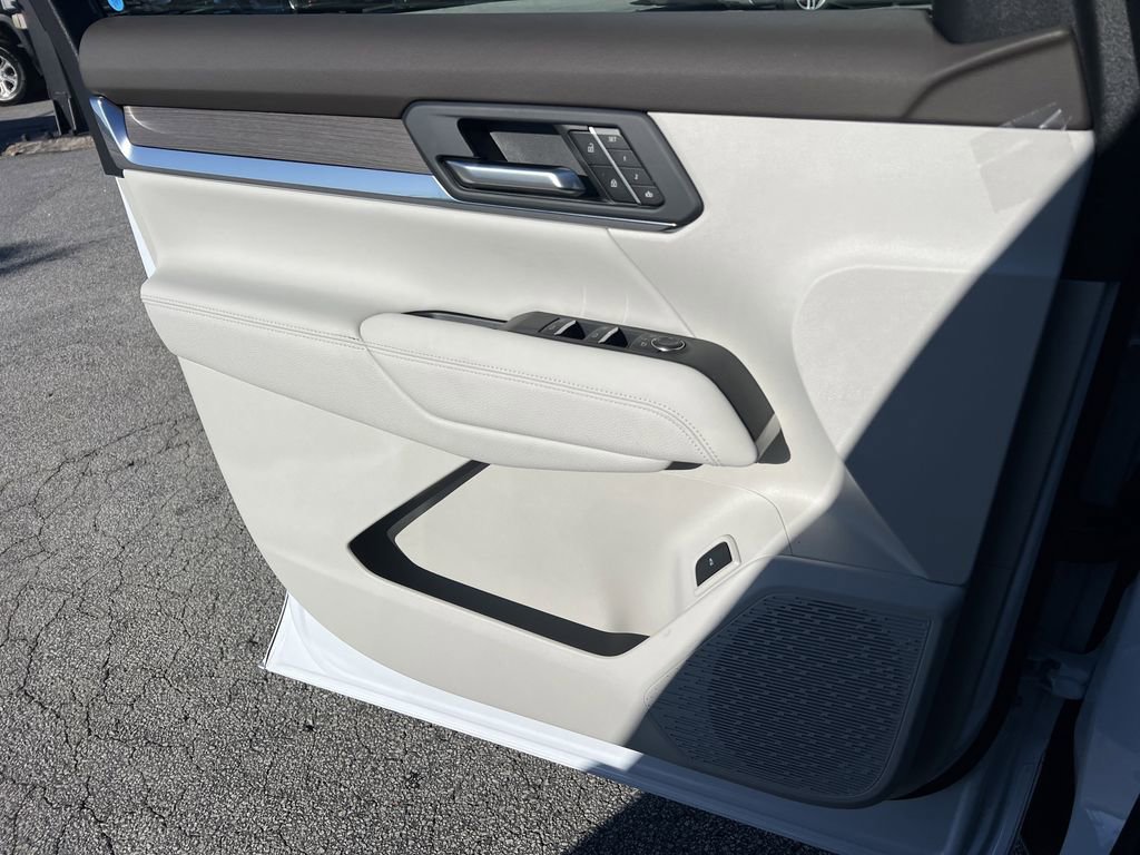 New 2026 GMC Terrain Denali w/ LPO, Floor Liner Package image 13