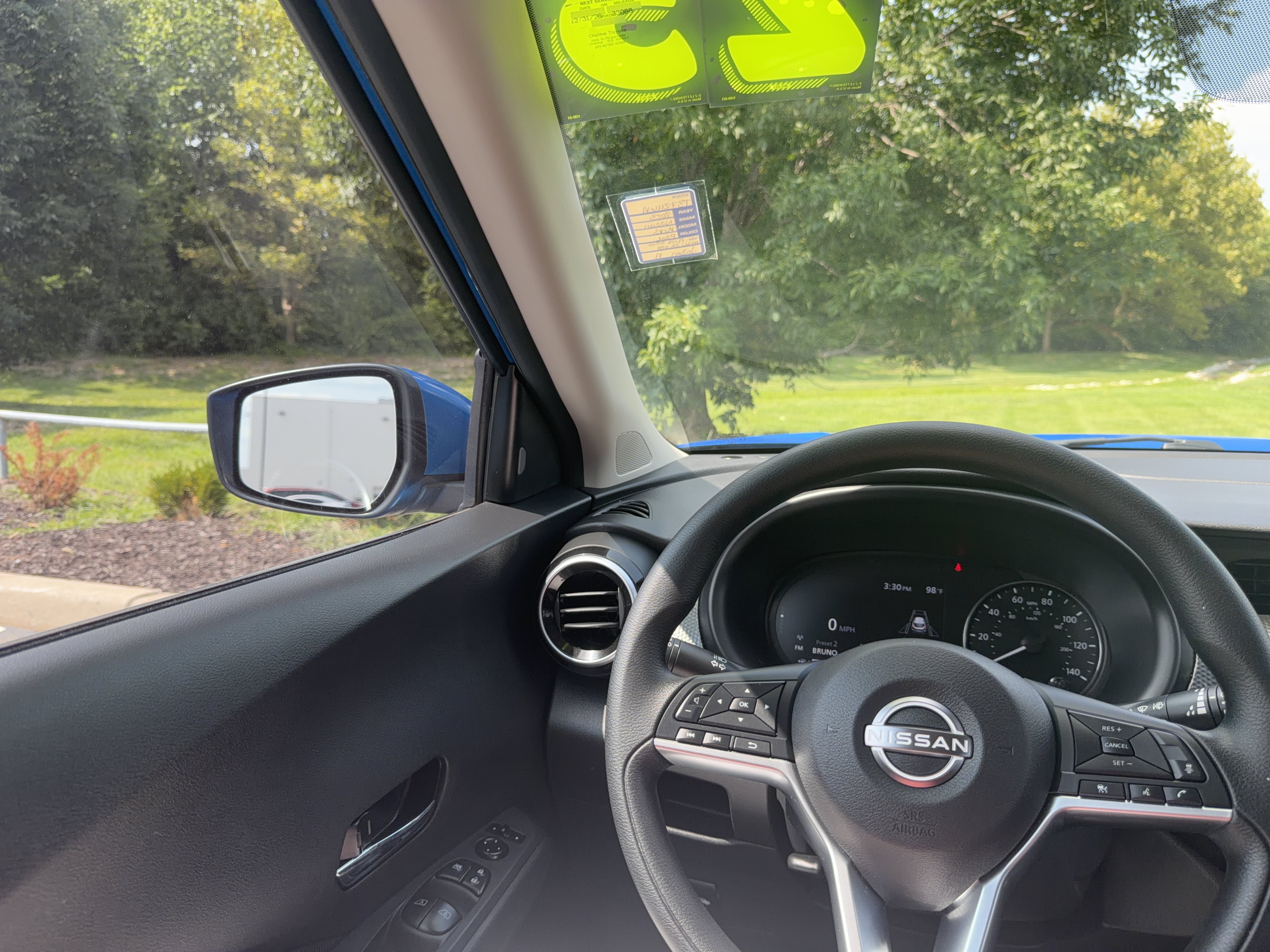 Used 2023 Nissan Kicks SV FWD image 18