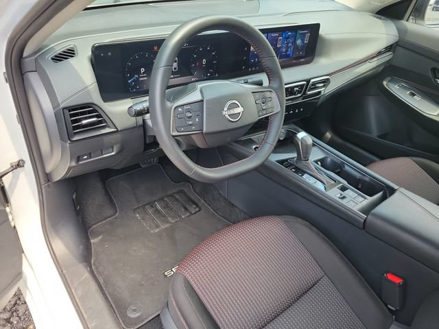 Used 2026 Nissan Sentra SR w/ Floor Mat Package FWD image 9