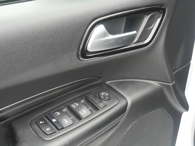 Used 2024 Dodge Durango SXT w/ SXT Blacktop Group AWD/4WD image 14