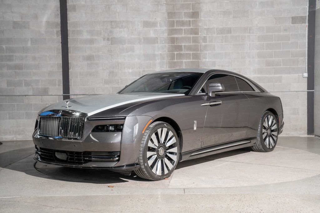 Used 2024 Rolls-Royce Spectre w/ Spectre Launch Package AWD/4WD image 7