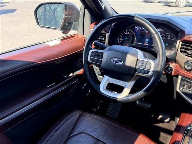 Used 2023 Ford Expedition Max Limited image 11