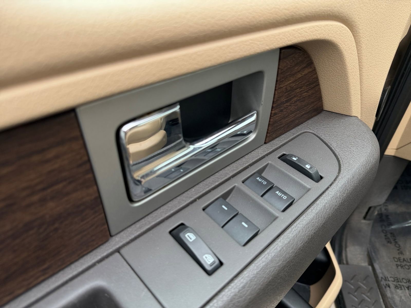 Used 2013 Ford F150 Lariat w/ Luxury Equipment Group AWD/4WD image 18