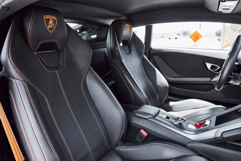 Used 2021 Lamborghini Huracan EVO RWD image 44