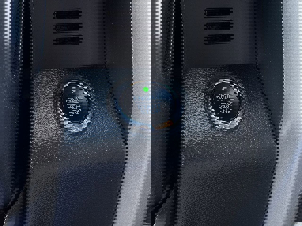 Used 2020 Ford F250 Lariat w/ Tremor Off-Road Package image 19