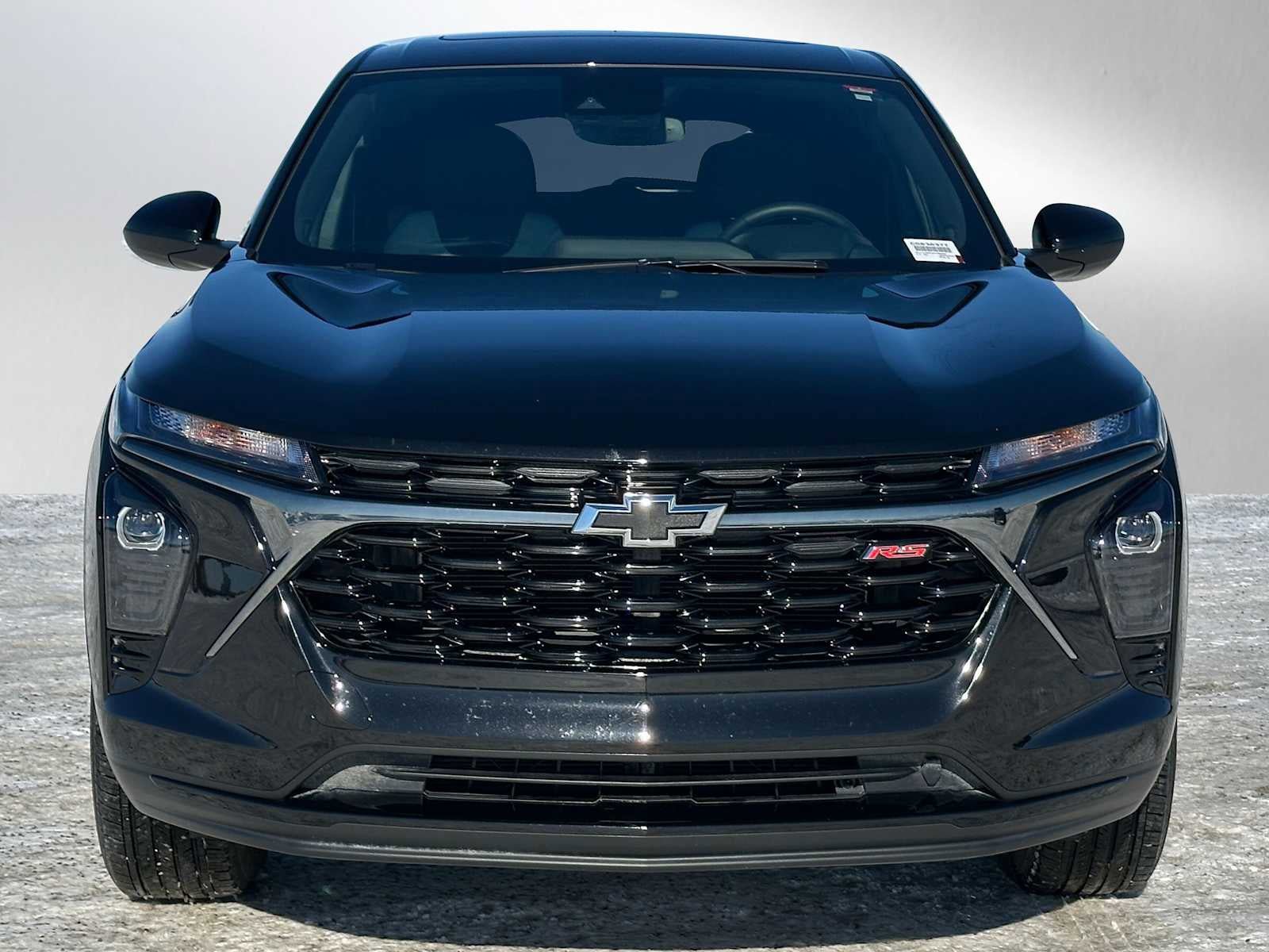 Used 2025 Chevrolet Trax RS w/ Sunroof Package image 8