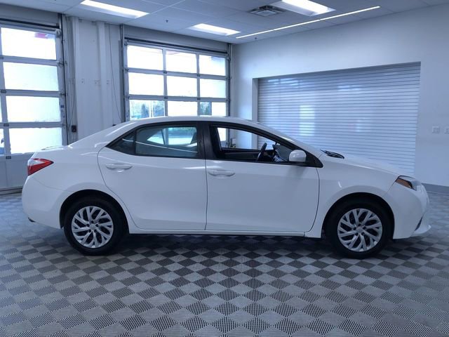 Used 2015 Toyota Corolla LE image 34