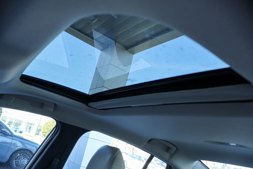 New 2026 Nissan Sentra SL image 9