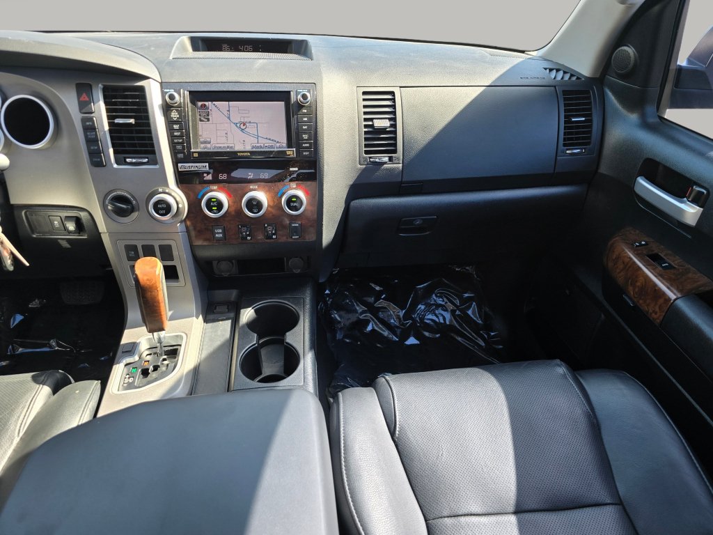 Used 2011 Toyota Tundra Limited w/ Platinum Pkg AWD/4WD image 4