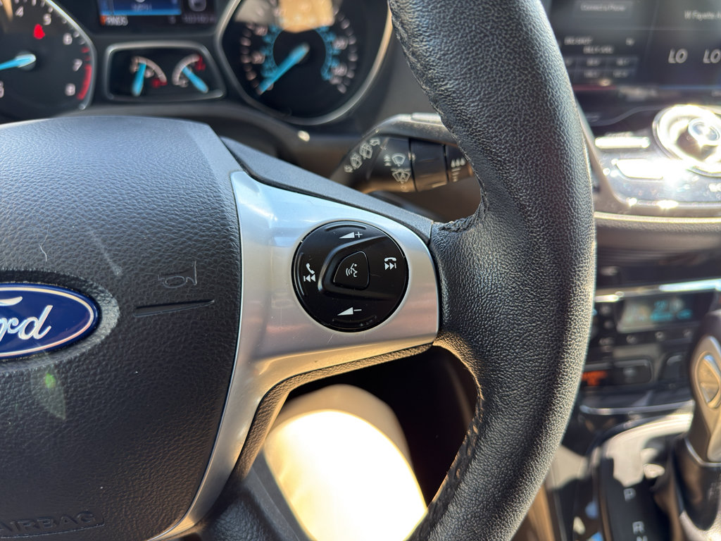 Used 2015 Ford Escape Titanium w/ Equipment Group 301A FWD image 21