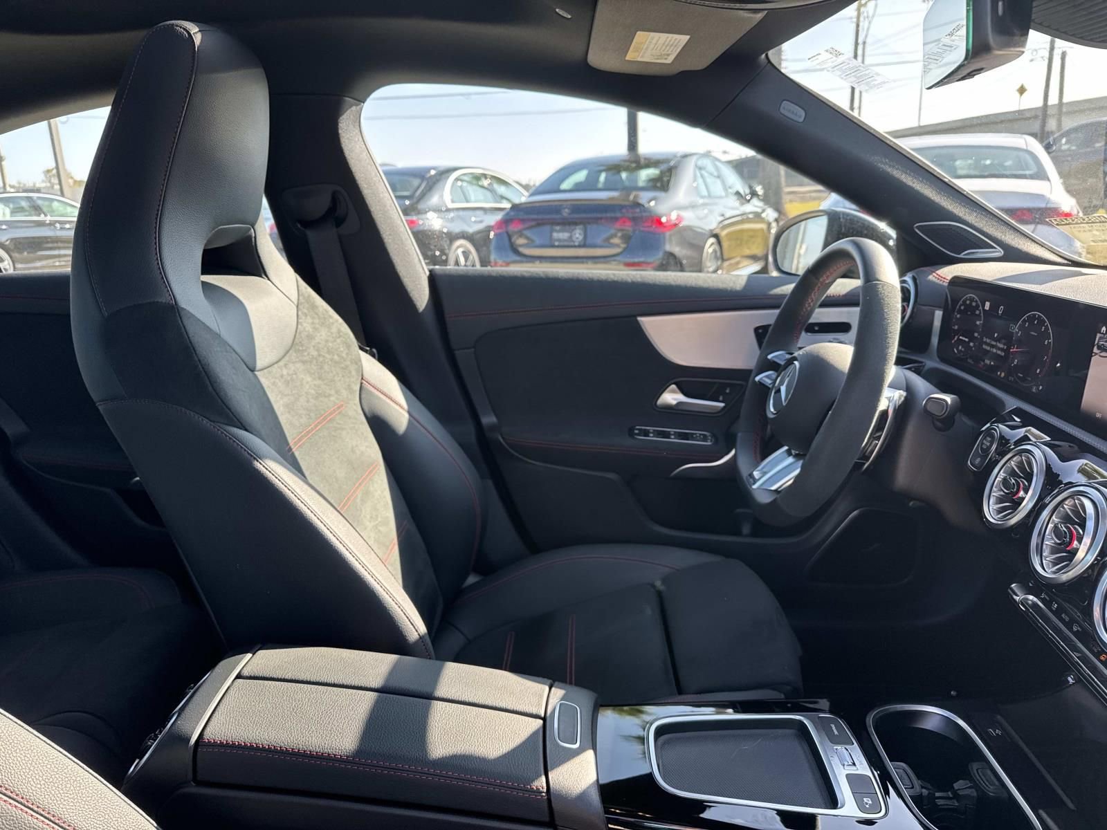 Used 2025 Mercedes-Benz CLA 35 AMG 4MATIC image 12