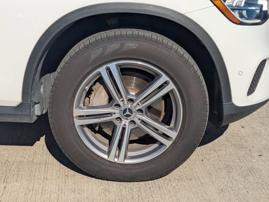 Certified 2021 Mercedes-Benz GLC 300 4MATIC image 21