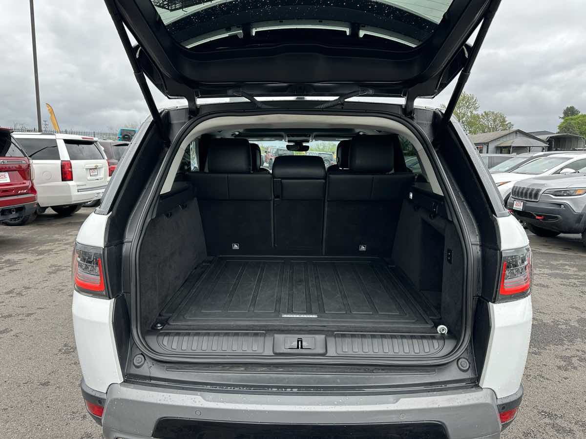 Used 2019 Land Rover Range Rover Sport SE AWD/4WD image 24
