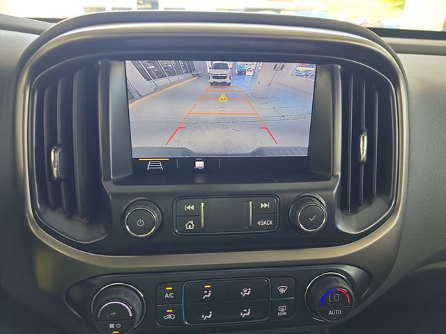 Used 2022 Chevrolet Colorado Z71 w/ Trail Boss Package AWD/4WD image 16