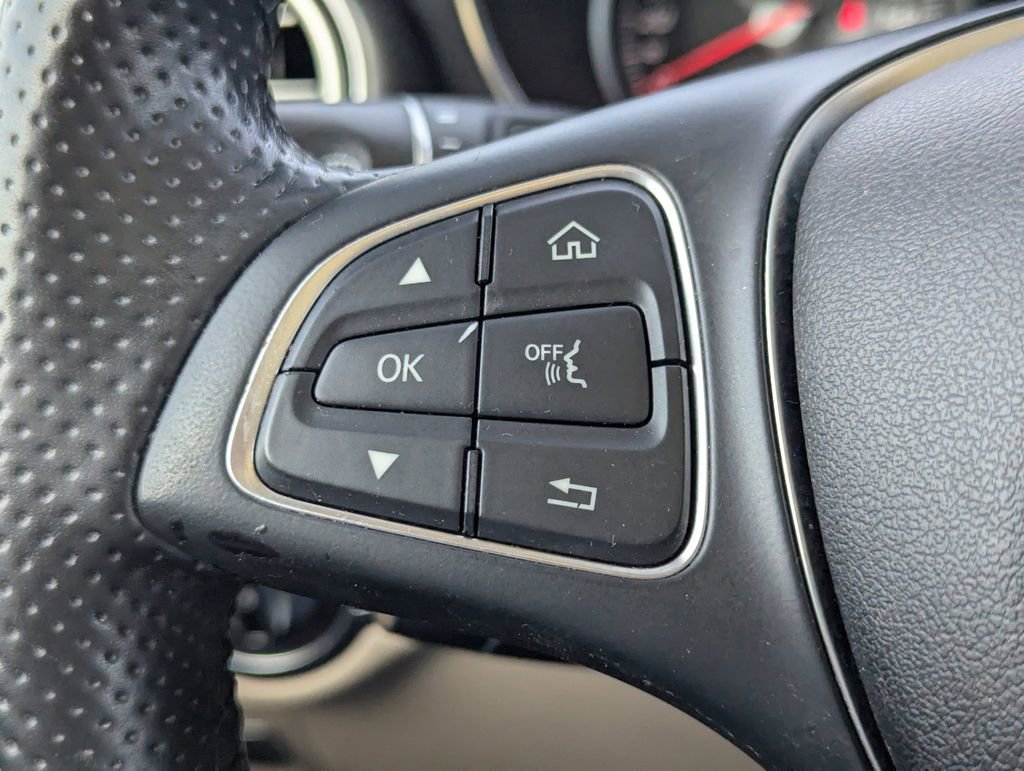 Used 2017 Mercedes-Benz GLC 300 image 26