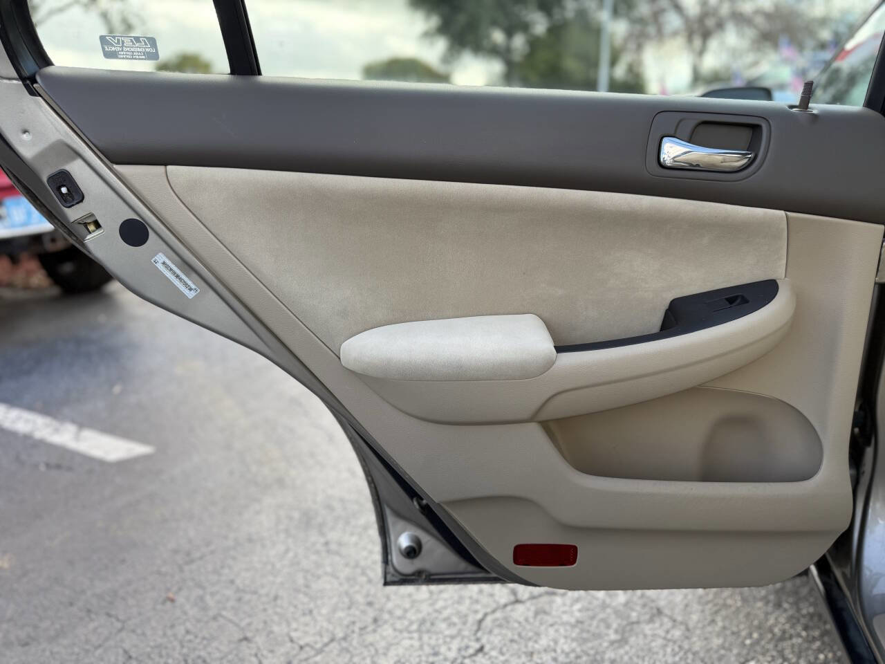Used 2004 Honda Accord LX image 18