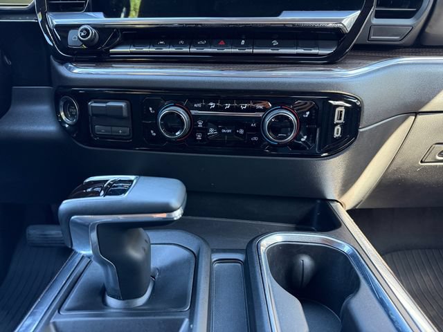 Used 2024 Chevrolet Silverado 1500 LT Trail Boss AWD/4WD image 11
