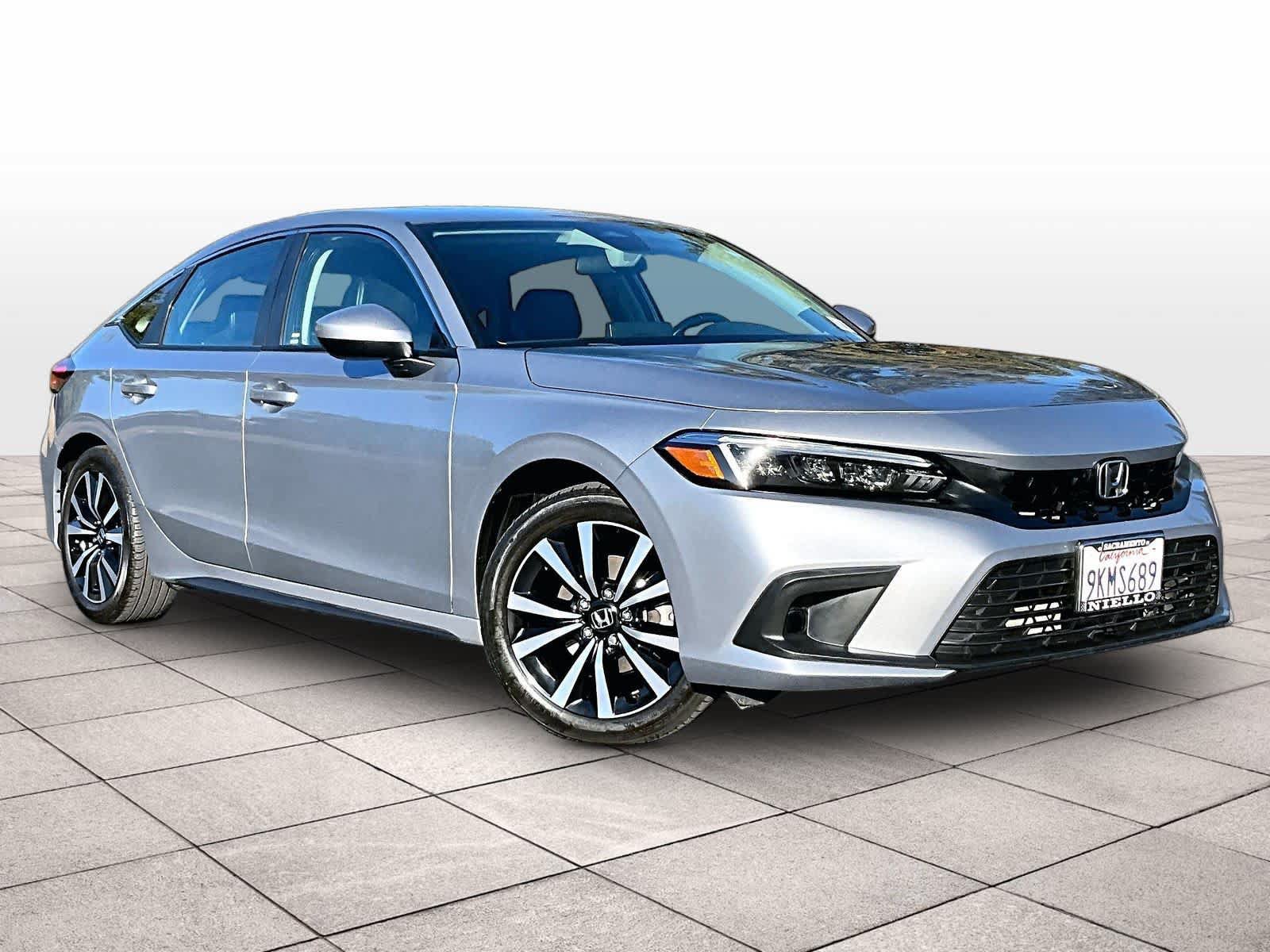 Used 2024 Honda Civic EX-L image 2