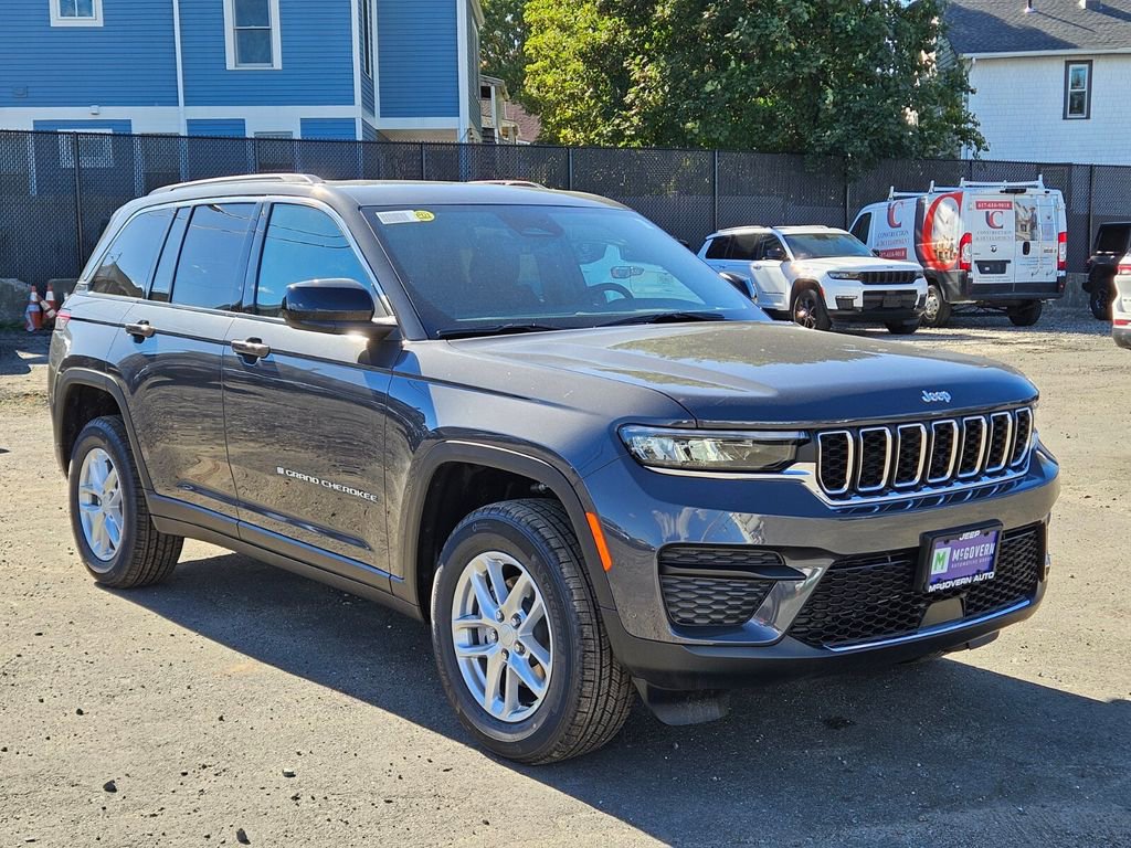 New 2025 Jeep Grand Cherokee Laredo X w/ Luxury Tech Group I image 7
