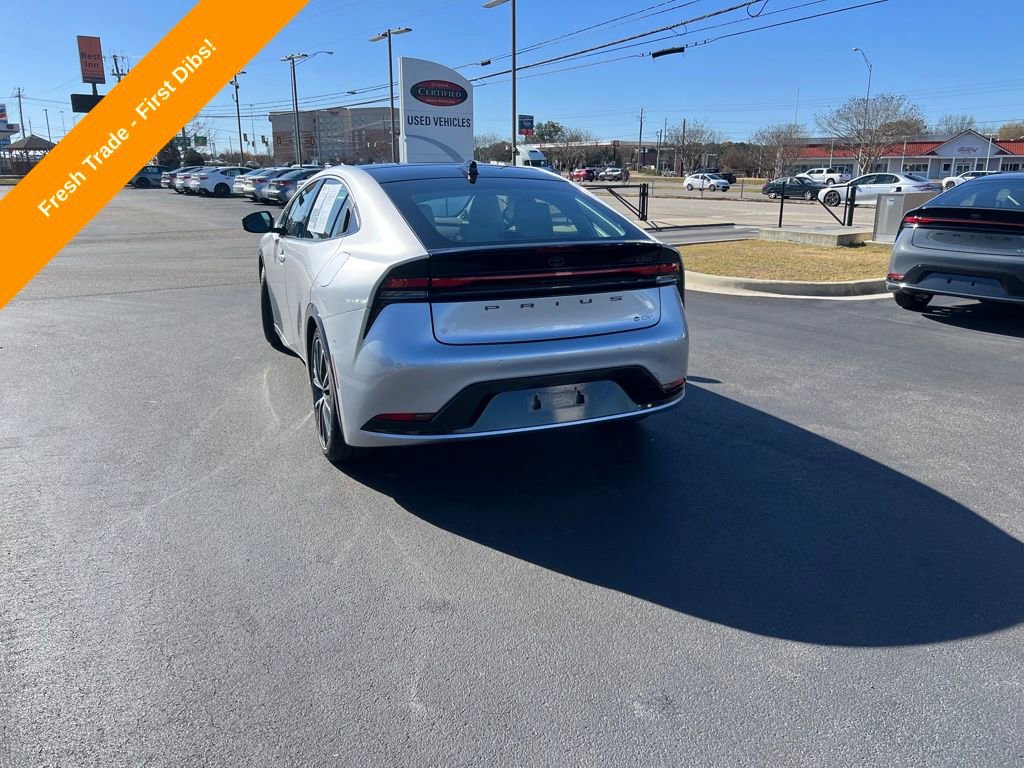 Used 2024 Toyota Prius Limited image 3