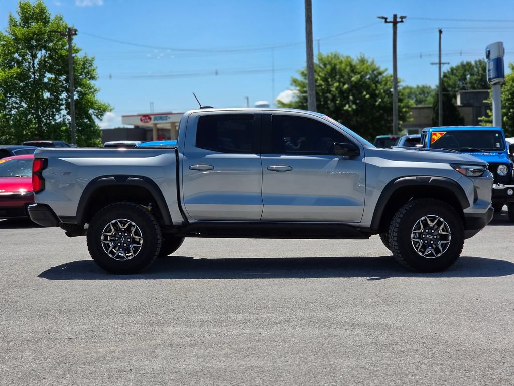 Used 2025 Chevrolet Colorado ZR2 AWD/4WD image 8
