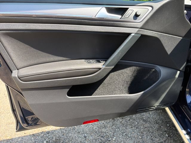 Used 2019 Volkswagen Golf Alltrack S AWD/4WD image 12