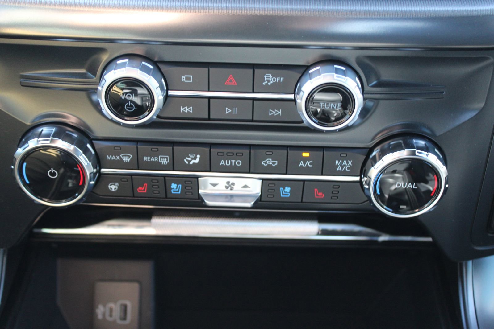 New 2026 Ford F150 Lariat w/ Bed Utility Package image 36