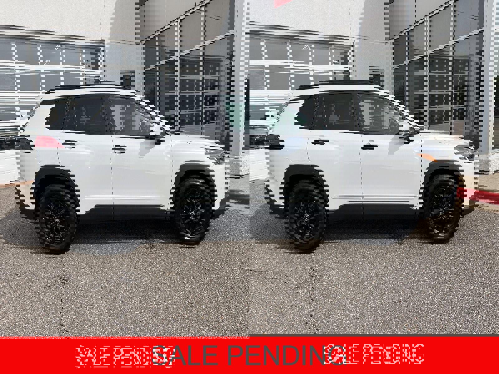 Certified 2022 Toyota Corolla Cross LE w/ Moonroof Package