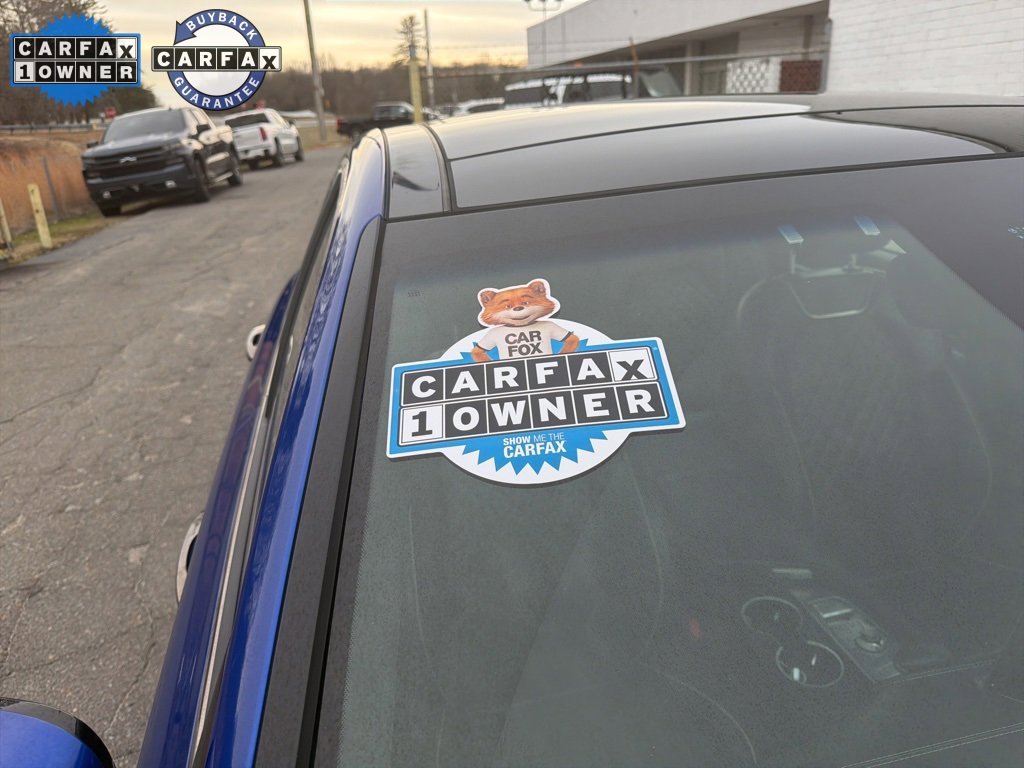 Used 2019 Genesis G70 3.3T Advanced w/ Sport Package image 9