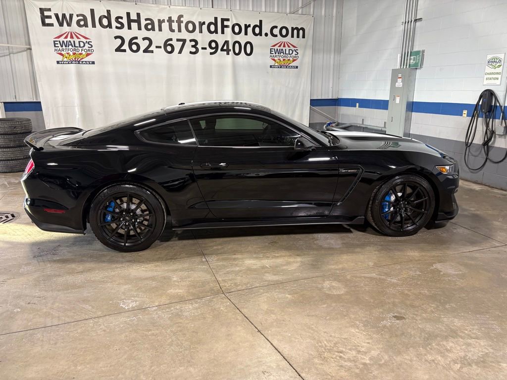 Used 2017 Ford Mustang Shelby GT350 image 17